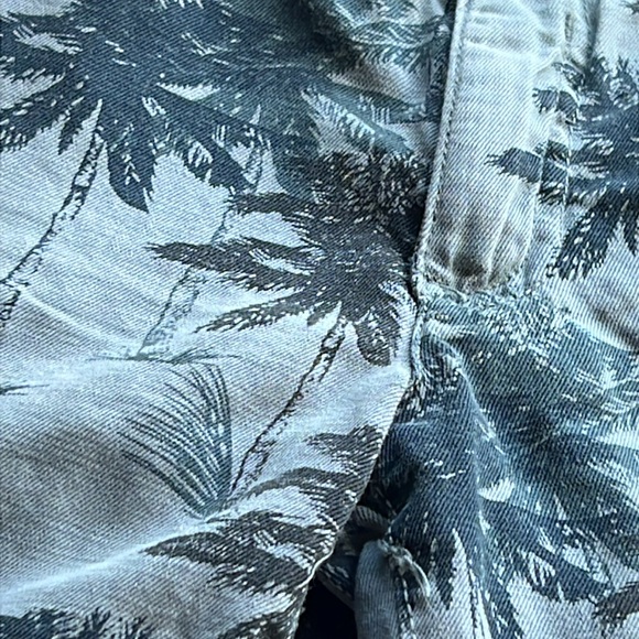 Zara Boy's Palm Print Shorts - Blue & Green - Picture 3 of 11